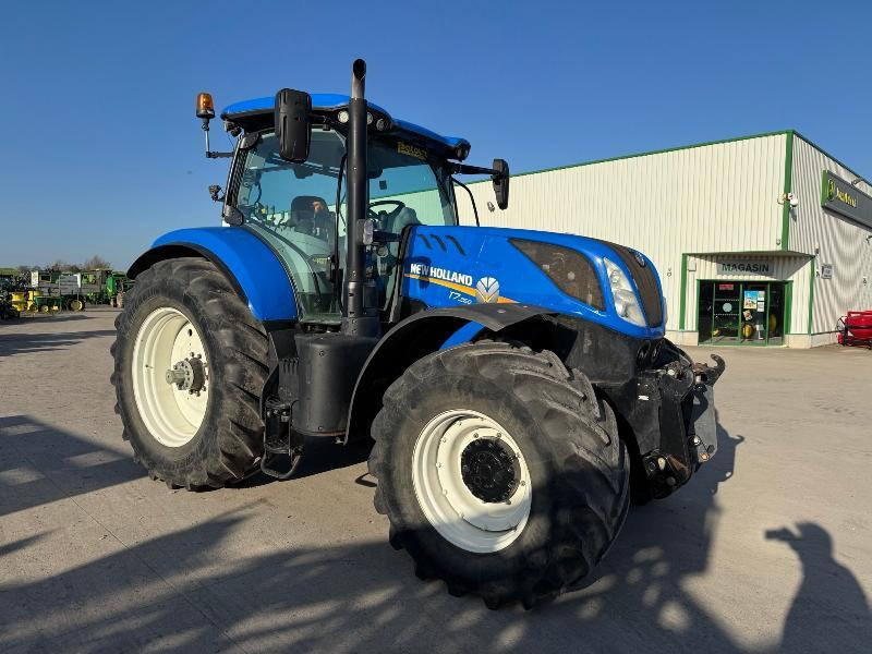 טרקטור חקלאי NEW-HOLLAND T7.260 PC: תמונה 6