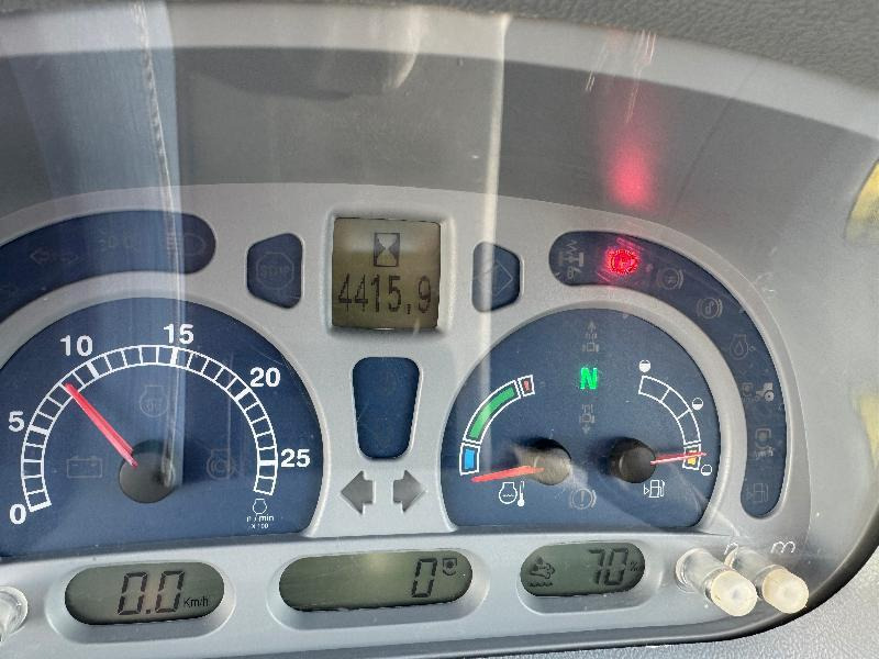 טרקטור חקלאי NEW-HOLLAND T7.260 PC: תמונה 10