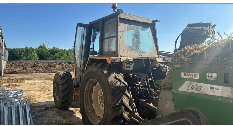 RENAULT 133-14 T - טרקטור חקלאי: תמונה 3 RENAULT 133-14 T - טרקטור חקלאי: תמונה 3