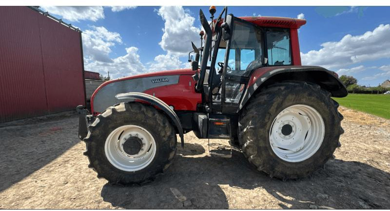 VALTRA T160 - טרקטור חקלאי: תמונה 1 VALTRA T160 - טרקטור חקלאי: תמונה 1