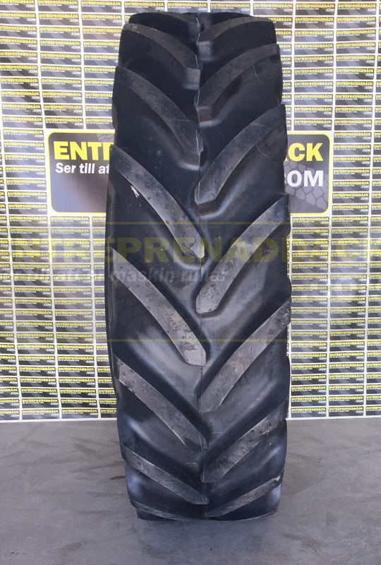 520/85R42 TL 157A8 Michelin MegaXbib for tractor and harvesters. - צמיג עבור מקצרה: תמונה 2 520/85R42 TL 157A8 Michelin MegaXbib for tractor and harvesters. - צמיג עבור מקצרה: תמונה 2