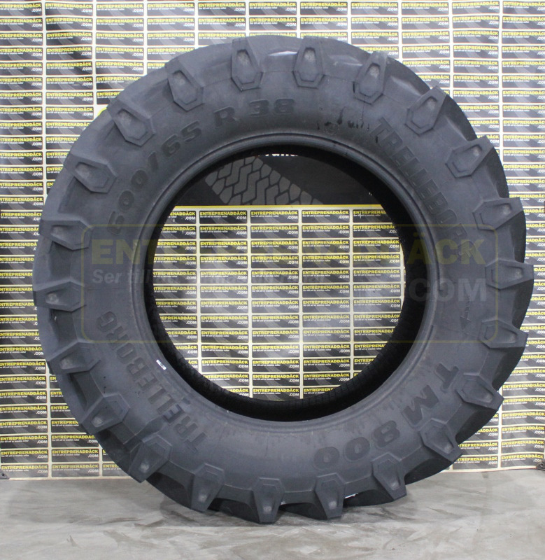 Trelleborg TM 800 600/65R38: Radial Tires for Modern Agricultural Tractors - צמיג עבור טרקטור חקלאי: תמונה 4 Trelleborg TM 800 600/65R38: Radial Tires for Modern Agricultural Tractors - צמיג עבור טרקטור חקלאי: תמונה 4