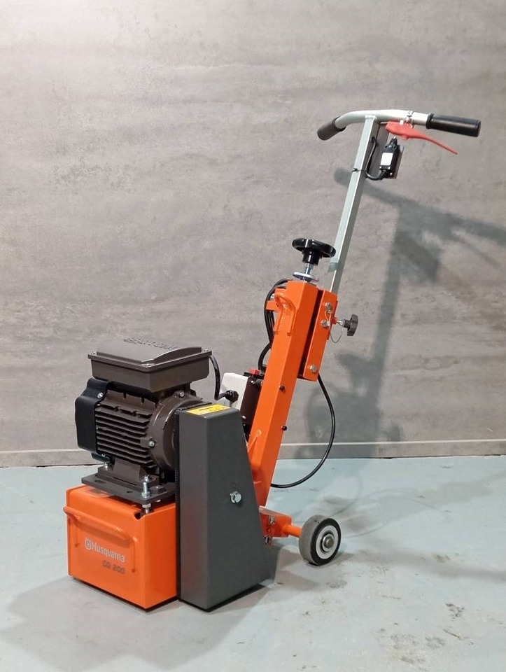 Husqvarna CG 200E - ציוד בנייה: תמונה 3 Husqvarna CG 200E - ציוד בנייה: תמונה 3