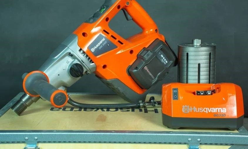 Husqvarna DM540i - ציוד בנייה: תמונה 3 Husqvarna DM540i - ציוד בנייה: תמונה 3