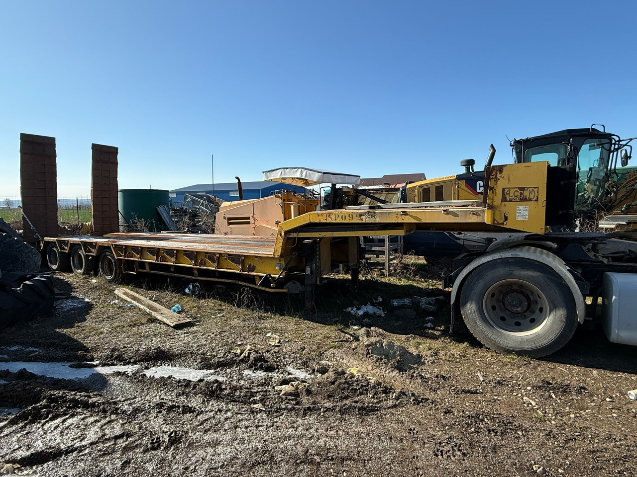 ACTM AC06 Trailer - סמיטריילר עם מטען נמוך: תמונה 1 ACTM AC06 Trailer - סמיטריילר עם מטען נמוך: תמונה 1