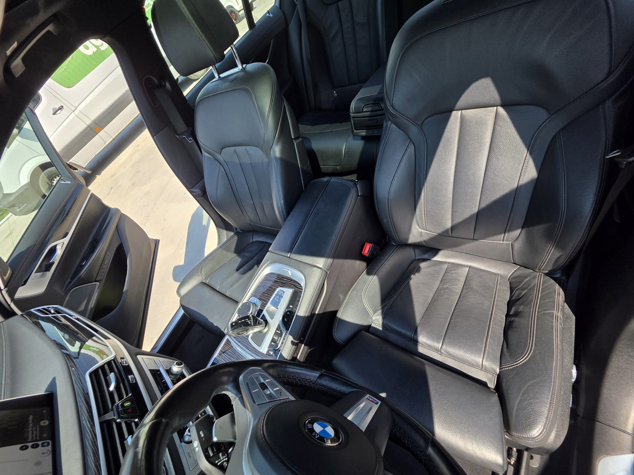 BMW 730 Xdrive Mild-Hybrid - סדאן: תמונה 2 BMW 730 Xdrive Mild-Hybrid - סדאן: תמונה 2