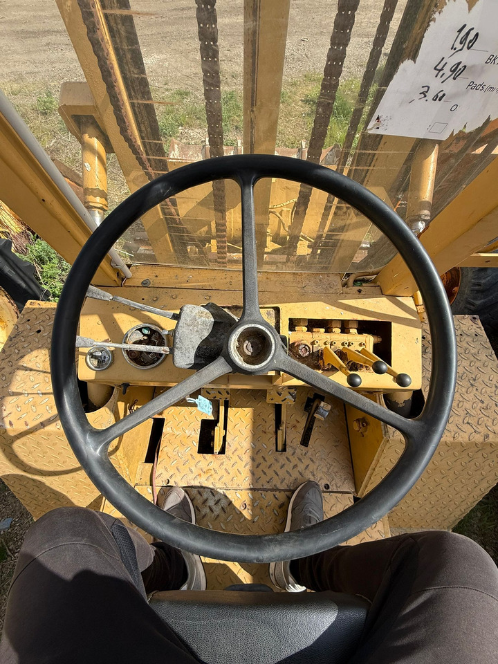 BROBUS BH40 STACKER - מלגזת שטח קשה: תמונה 5 BROBUS BH40 STACKER - מלגזת שטח קשה: תמונה 5