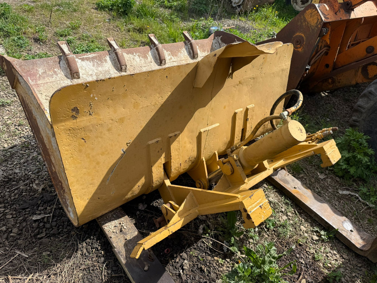 BROBUS BH40 STACKER - מלגזת שטח קשה: תמונה 2 BROBUS BH40 STACKER - מלגזת שטח קשה: תמונה 2