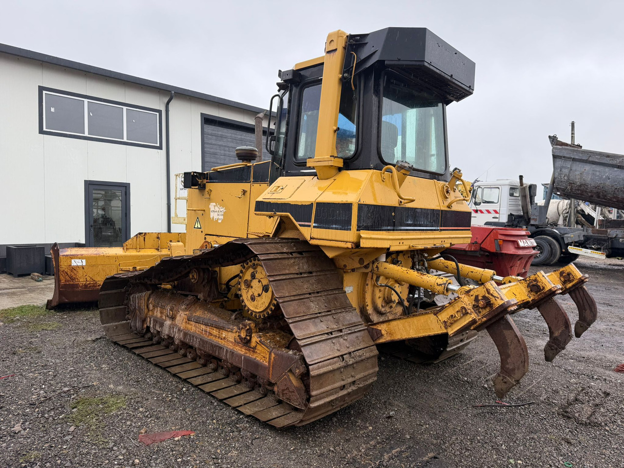 BULLDOZER CATERPILLAR D5 - דחפור: תמונה 4 BULLDOZER CATERPILLAR D5 - דחפור: תמונה 4