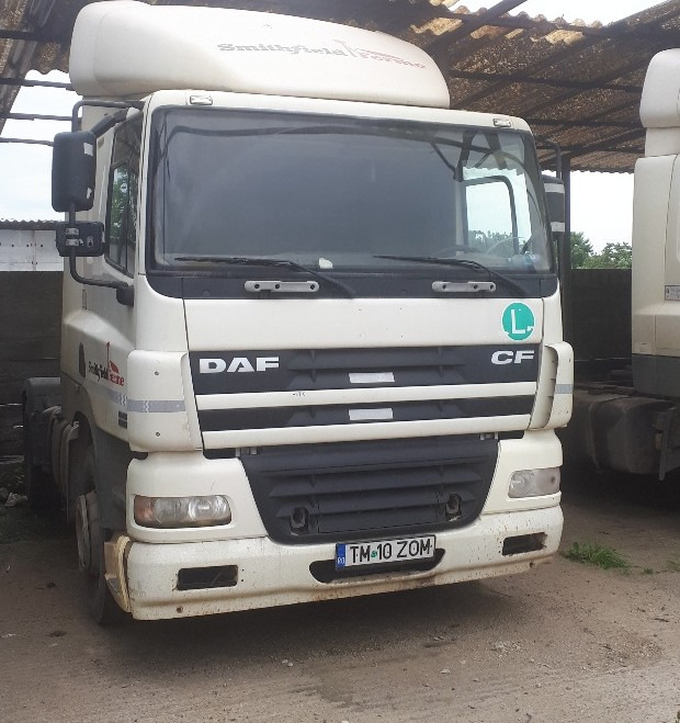 DAF CF 85.43 Tractor Head - יחידת טרקטור: תמונה 4 DAF CF 85.43 Tractor Head - יחידת טרקטור: תמונה 4