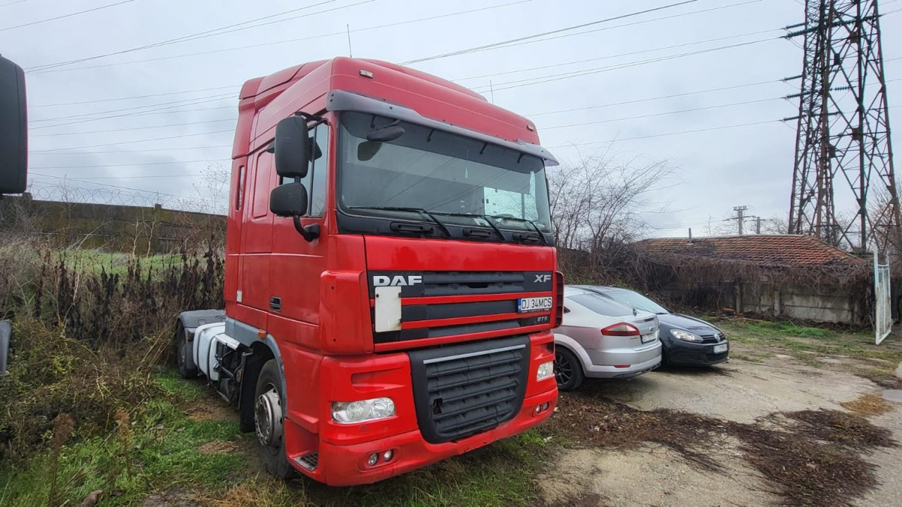 DAF XF 105.460 Automat - יחידת טרקטור: תמונה 1 DAF XF 105.460 Automat - יחידת טרקטור: תמונה 1