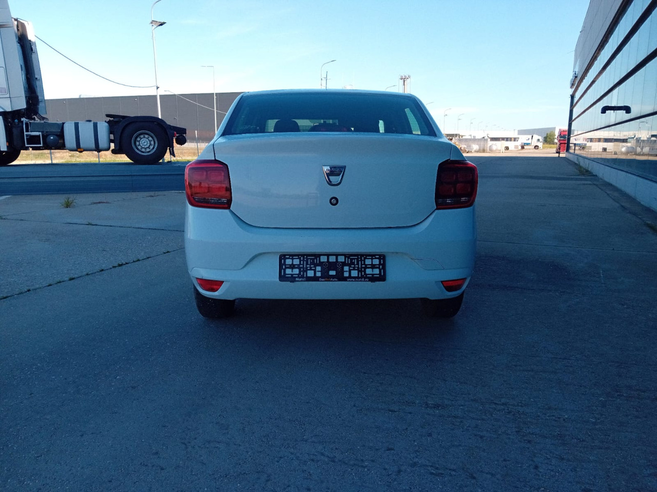 Dacia Logan 1.5 dCi, TOP ! - סדאן: תמונה 5 Dacia Logan 1.5 dCi, TOP ! - סדאן: תמונה 5