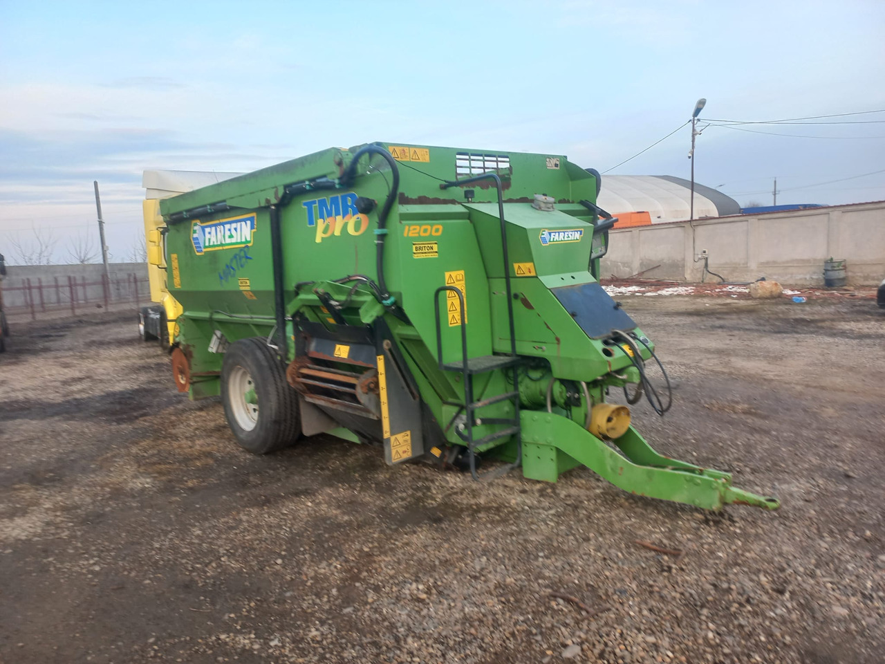 FARESIN TMR 1200 TEHNOLOGICAL TRAILER - עגלת מערבל מספוא: תמונה 1 FARESIN TMR 1200 TEHNOLOGICAL TRAILER - עגלת מערבל מספוא: תמונה 1