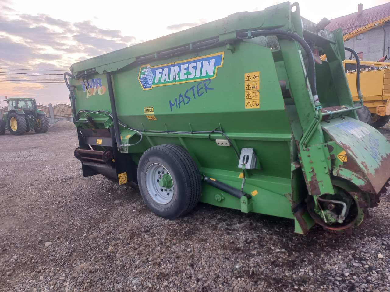 FARESIN TMR 1200 TEHNOLOGICAL TRAILER - עגלת מערבל מספוא: תמונה 4 FARESIN TMR 1200 TEHNOLOGICAL TRAILER - עגלת מערבל מספוא: תמונה 4