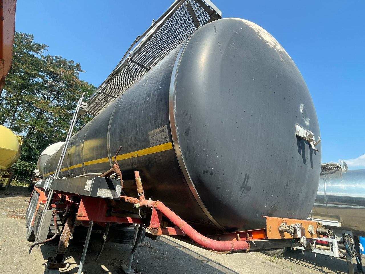 HENDRICK BITUMEN SEMI-TRAILER - סמיטריילר מכל: תמונה 3 HENDRICK BITUMEN SEMI-TRAILER - סמיטריילר מכל: תמונה 3