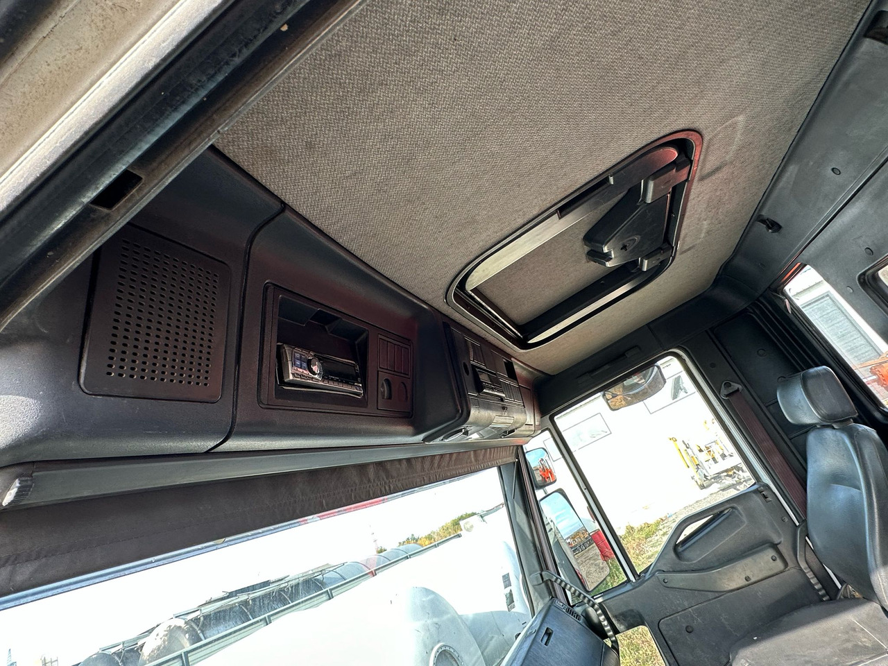 מזהיר IVECO EUROTRAKKER TIPPER: תמונה 12