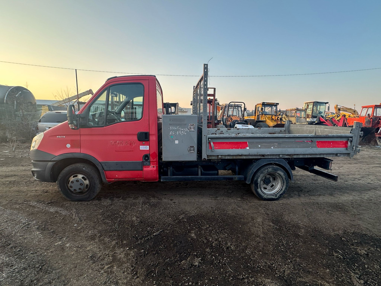 Iveco Daily Van - כלי רכב מסחרי מזהיר: תמונה 2 Iveco Daily Van - כלי רכב מסחרי מזהיר: תמונה 2