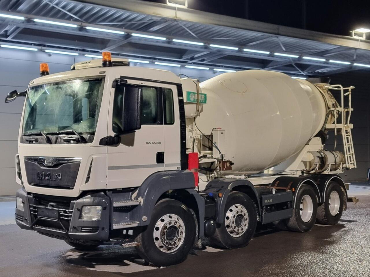 MAN TGS 32.360 8×4 Beton Mixer 9m3 - משאית מערבלת בטון: תמונה 1 MAN TGS 32.360 8×4 Beton Mixer 9m3 - משאית מערבלת בטון: תמונה 1