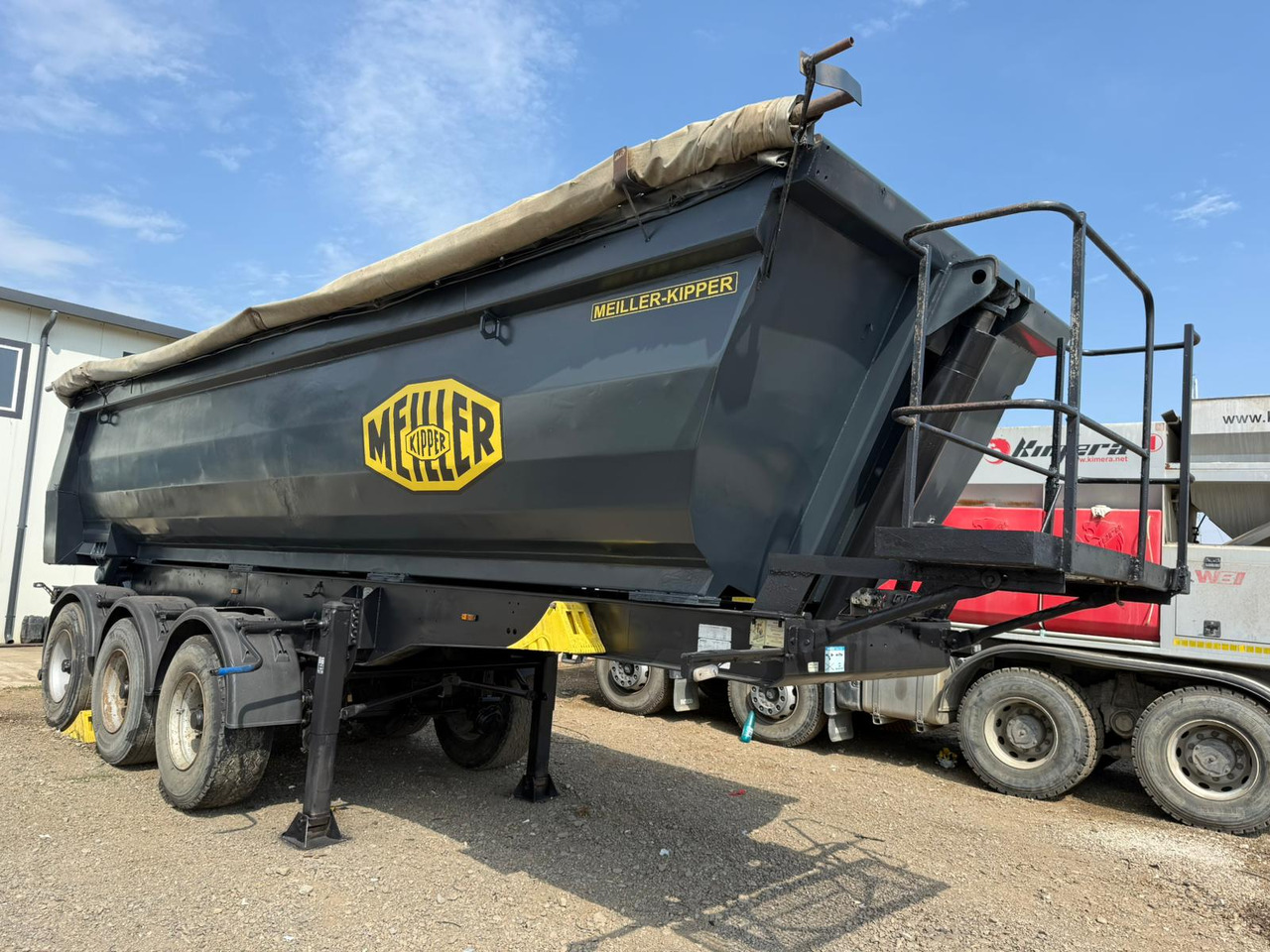 MEILLER TIPPER SEMI-TRAILER - סמיטריילר עם מזהיר: תמונה 3 MEILLER TIPPER SEMI-TRAILER - סמיטריילר עם מזהיר: תמונה 3