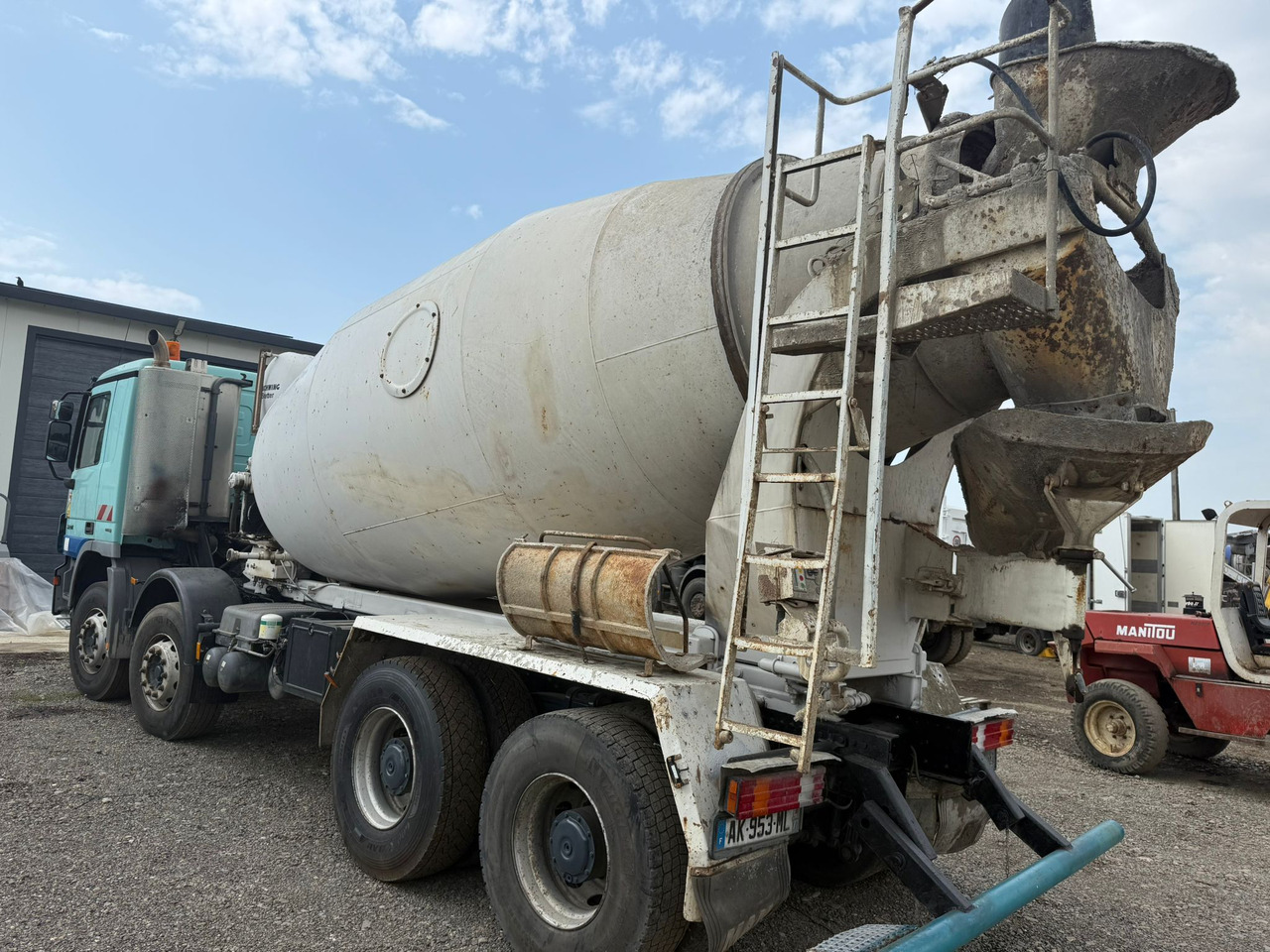 MERCEDES BENZ 3241 CONCRETE MIXER - משאית מערבלת בטון: תמונה 4 MERCEDES BENZ 3241 CONCRETE MIXER - משאית מערבלת בטון: תמונה 4