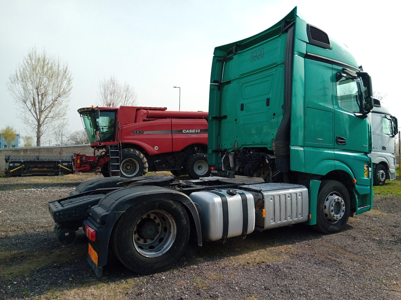 Mercedes-Benz Actros 18.45 - יחידת טרקטור: תמונה 5 Mercedes-Benz Actros 18.45 - יחידת טרקטור: תמונה 5