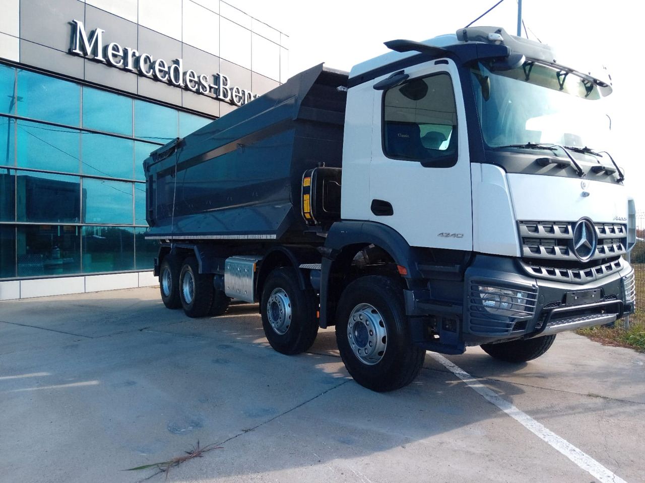 Mercedes-Benz Arocs 42.40 8×4 Basculanta/Tipper/Kipper Heavy Duty, TOP !!! - מזהיר: תמונה 2 Mercedes-Benz Arocs 42.40 8×4 Basculanta/Tipper/Kipper Heavy Duty, TOP !!! - מזהיר: תמונה 2