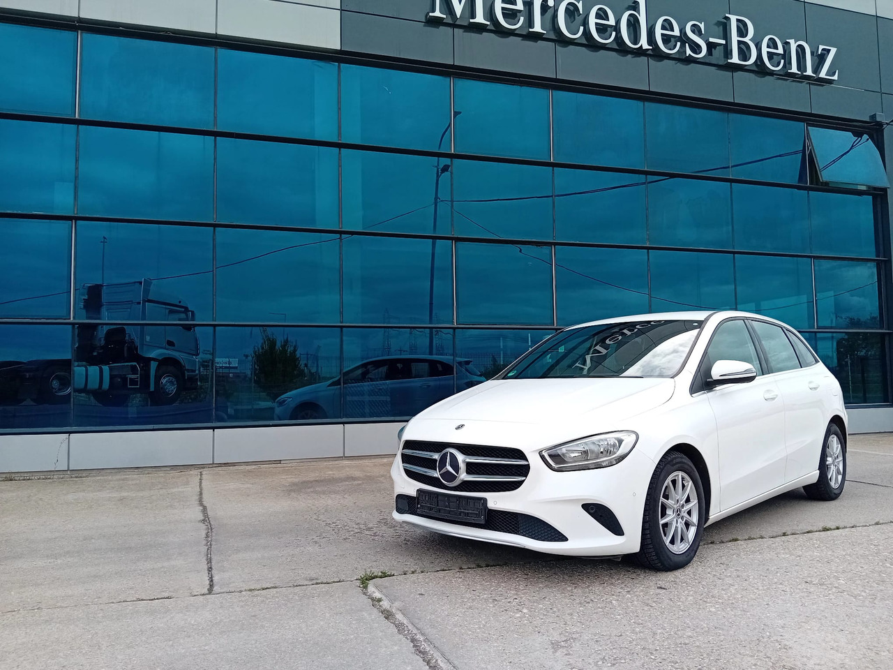 Mercedes-Benz B 180d, TOP !!! - סדאן: תמונה 2 Mercedes-Benz B 180d, TOP !!! - סדאן: תמונה 2