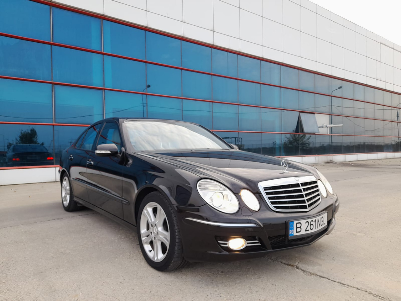 Mercedes Benz E350 - מכונית: תמונה 4 Mercedes Benz E350 - מכונית: תמונה 4