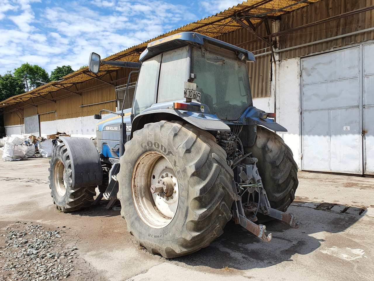 NEW HOLLAND 8970 Tractor 4×4 - טרקטור חקלאי: תמונה 3 NEW HOLLAND 8970 Tractor 4×4 - טרקטור חקלאי: תמונה 3