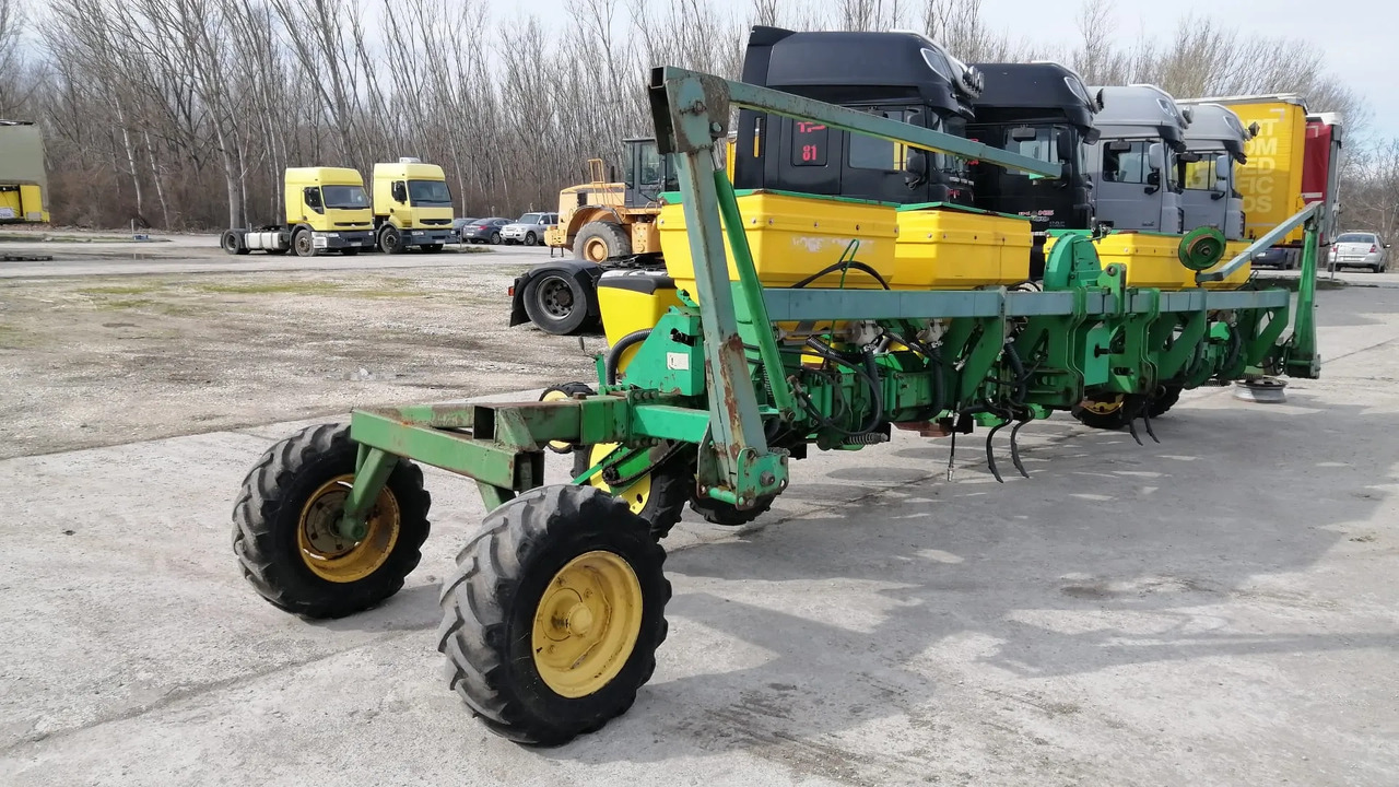 SFOGGIA GAMA PLUS 12/9m/12 Rows Seeding Machine - מכונת זריעה מדויקת: תמונה 1 SFOGGIA GAMA PLUS 12/9m/12 Rows Seeding Machine - מכונת זריעה מדויקת: תמונה 1
