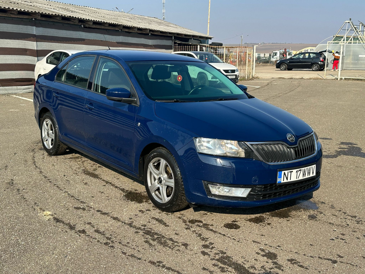 SKODA RAPID - סדאן: תמונה 3 SKODA RAPID - סדאן: תמונה 3