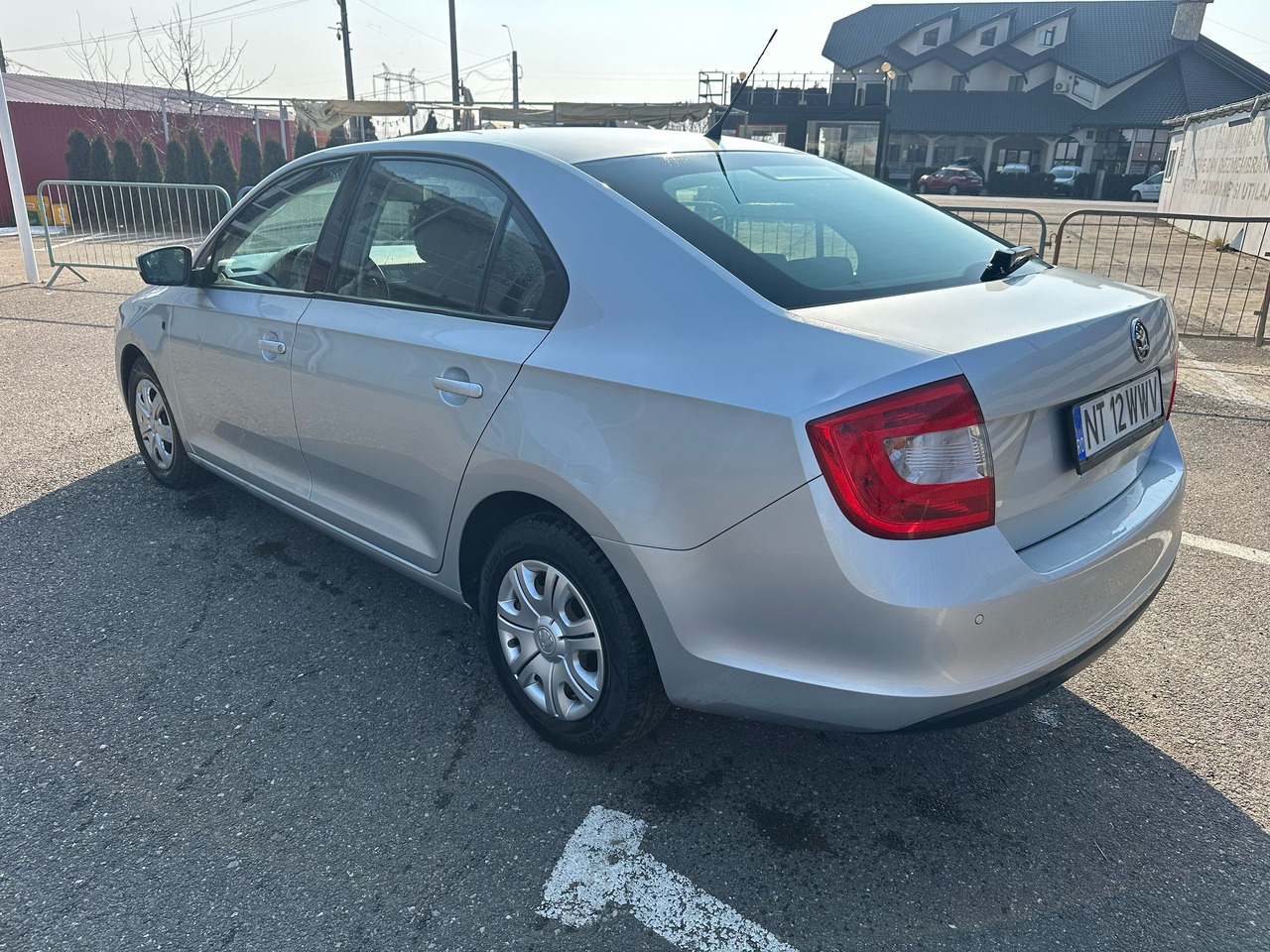 SKODA RAPID - סדאן: תמונה 2 SKODA RAPID - סדאן: תמונה 2