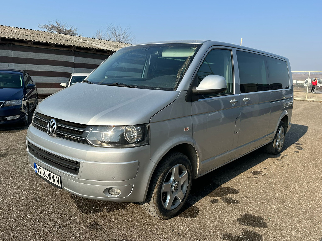 VOLKSWAGEN MULTIVAN - כלי רכב מסחרי לנוסעים: תמונה 1 VOLKSWAGEN MULTIVAN - כלי רכב מסחרי לנוסעים: תמונה 1