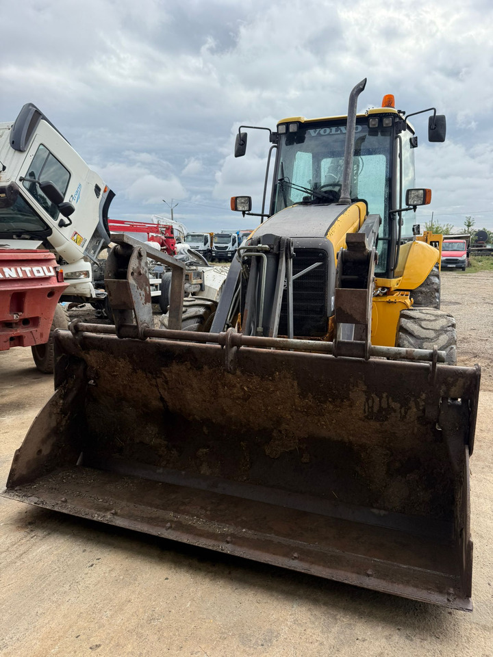 VOLVO BL71 Backhoe Loader - מחפרון: תמונה 4 VOLVO BL71 Backhoe Loader - מחפרון: תמונה 4