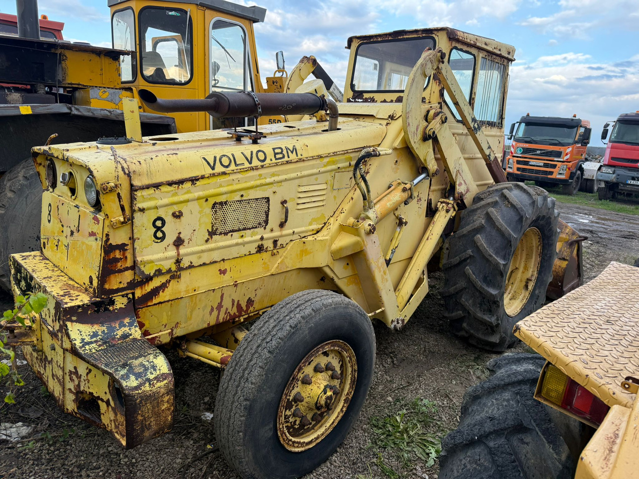 VOLVO BM FRONT LOADER - מעמיס גלגלים: תמונה 2 VOLVO BM FRONT LOADER - מעמיס גלגלים: תמונה 2