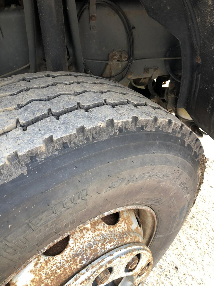 VOLVO FM 420 Tipper - מזהיר: תמונה 5 VOLVO FM 420 Tipper - מזהיר: תמונה 5