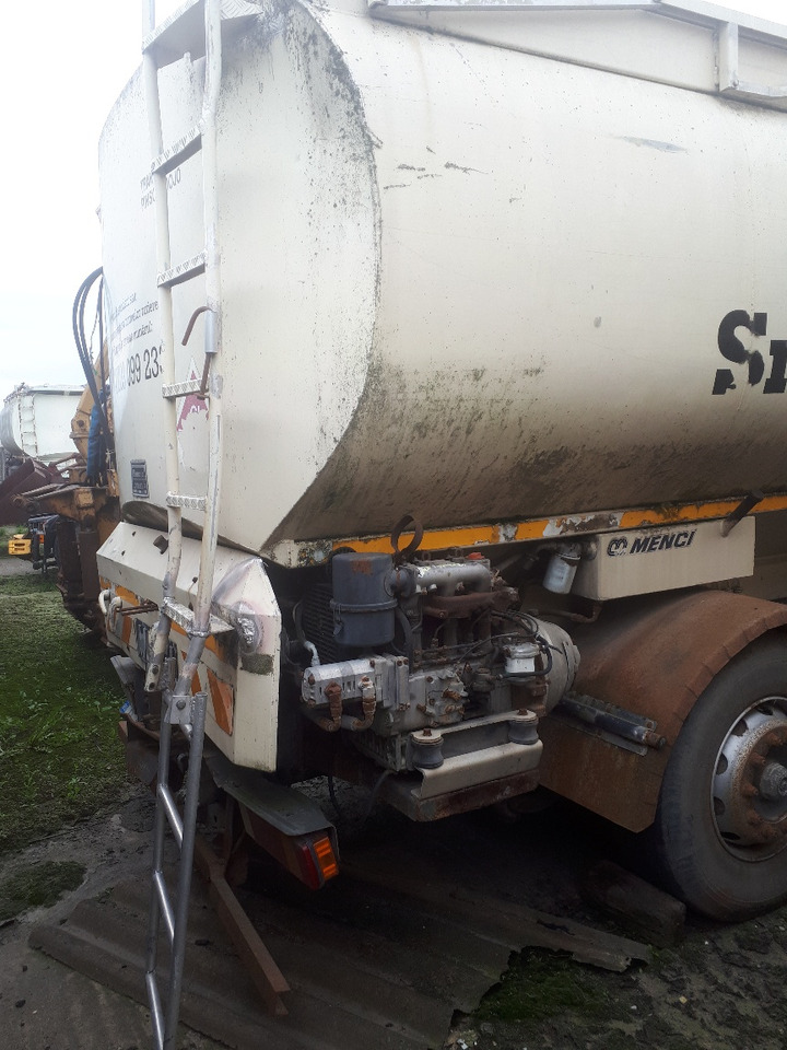 VOLVO FM12 Animal Feed Tank Truck - משאית מכל: תמונה 5 VOLVO FM12 Animal Feed Tank Truck - משאית מכל: תמונה 5