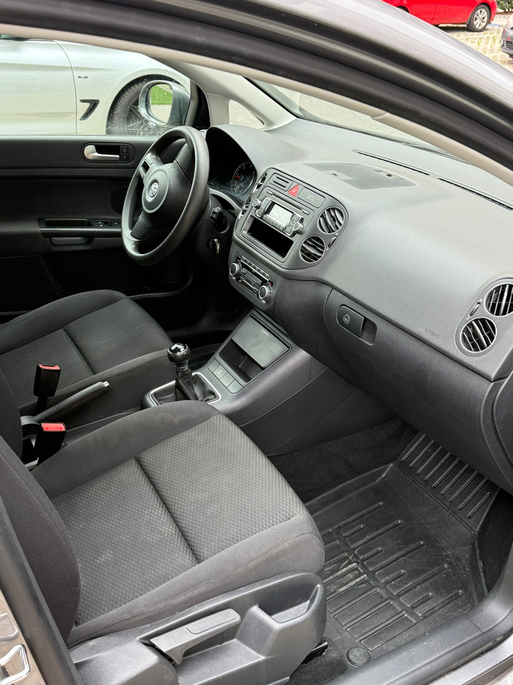 Volkswagen Golf Plus 1.6 TDI - מכונית: תמונה 5 Volkswagen Golf Plus 1.6 TDI - מכונית: תמונה 5