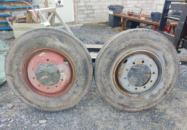 11R22.5 Kuorma-auton renkaat - 2kpl - צמיג עבור משאית: תמונה 2 11R22.5 Kuorma-auton renkaat - 2kpl - צמיג עבור משאית: תמונה 2