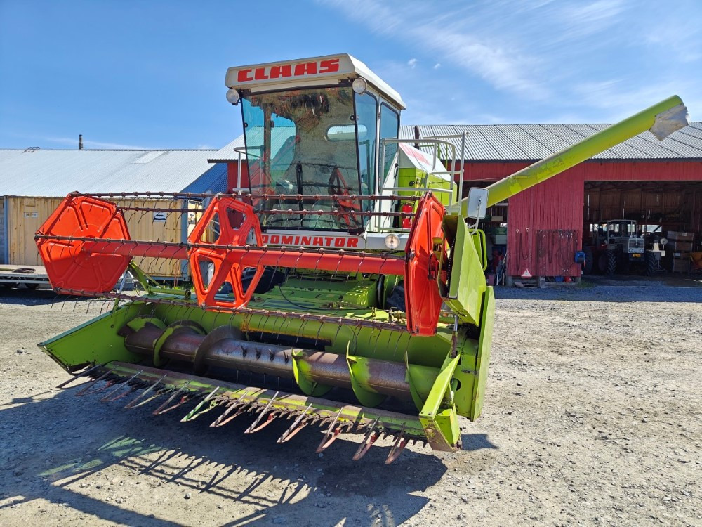 CLAAS Dominator 58S, moottori Perkins 6-sylinterinen, hydraulinen torvi, katso video! - מקצרת קומבינה: תמונה 2 CLAAS Dominator 58S, moottori Perkins 6-sylinterinen, hydraulinen torvi, katso video! - מקצרת קומבינה: תמונה 2