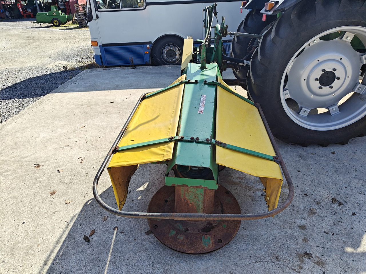 Farendlose RS151 lieriöniittokone - מכסחה: תמונה 3 Farendlose RS151 lieriöniittokone - מכסחה: תמונה 3