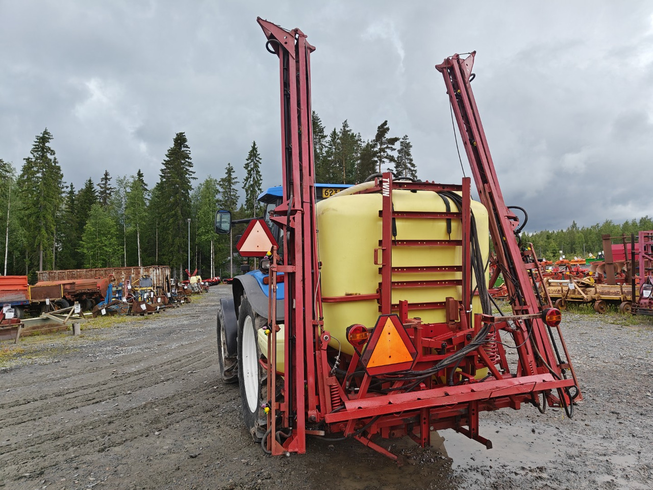 HARDI Hardi Master 1200L - 15-18m - Katsastettu - Kasvinsuojeluruisku - מרסס מותקן על טרקטור: תמונה 2 HARDI Hardi Master 1200L - 15-18m - Katsastettu - Kasvinsuojeluruisku - מרסס מותקן על טרקטור: תמונה 2