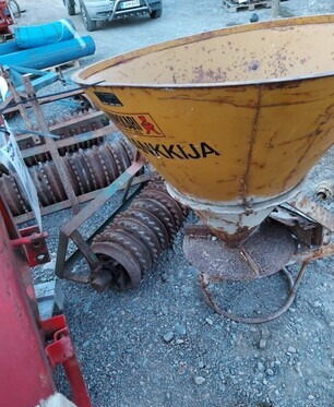 Junkkari Pintalevitin - Viska - Keskipakolevitin - מפזרת דשן: תמונה 2 Junkkari Pintalevitin - Viska - Keskipakolevitin - מפזרת דשן: תמונה 2