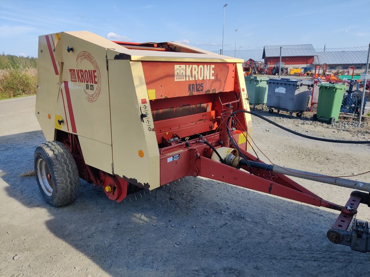 KRONE KR 125 - מכונת צרור עגולה: תמונה 1 KRONE KR 125 - מכונת צרור עגולה: תמונה 1