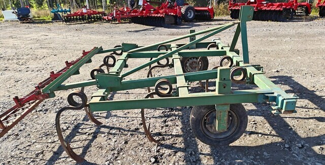 Kultivaattori 10-piikkinen - työleveys 240cm - קלטרת: תמונה 5 Kultivaattori 10-piikkinen - työleveys 240cm - קלטרת: תמונה 5