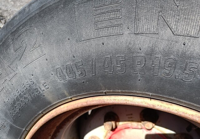 Peräkärryn akseli 445/45R19.5 leveillä renkailla - סרן וחלקים עבור קרון נגרר: תמונה 5 Peräkärryn akseli 445/45R19.5 leveillä renkailla - סרן וחלקים עבור קרון נגרר: תמונה 5