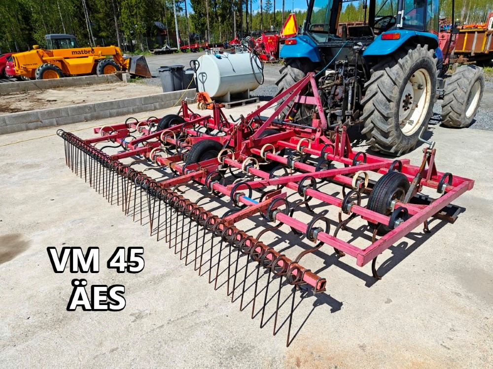 VM 450 cm, hydraulisesti taittuva, etulana ja jälkihara, katso video! - מגרפת קפיצים: תמונה 1 VM 450 cm, hydraulisesti taittuva, etulana ja jälkihara, katso video! - מגרפת קפיצים: תמונה 1