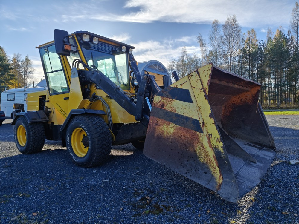 Wille 445 - טרקטור עירוני: תמונה 5 Wille 445 - טרקטור עירוני: תמונה 5