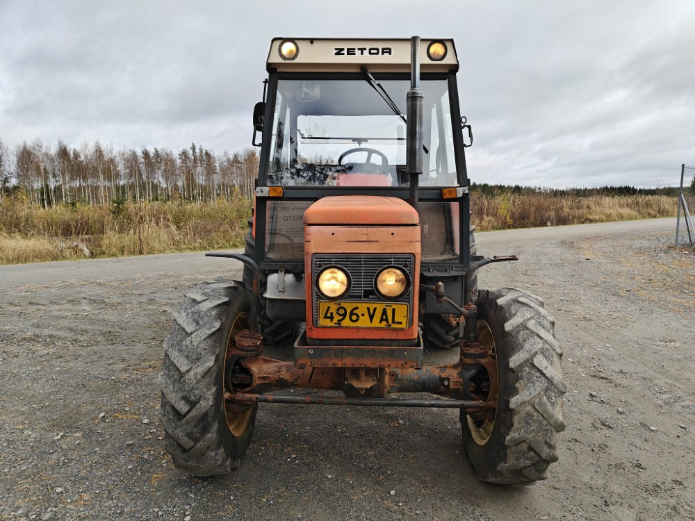 ZETOR 7245 - 4WD - טרקטור חקלאי: תמונה 5 ZETOR 7245 - 4WD - טרקטור חקלאי: תמונה 5