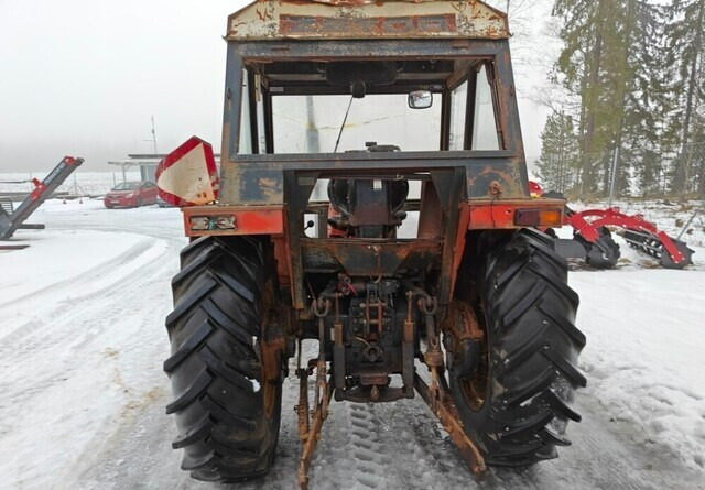 Zetor 7011 traktori - טרקטור חקלאי: תמונה 3 Zetor 7011 traktori - טרקטור חקלאי: תמונה 3